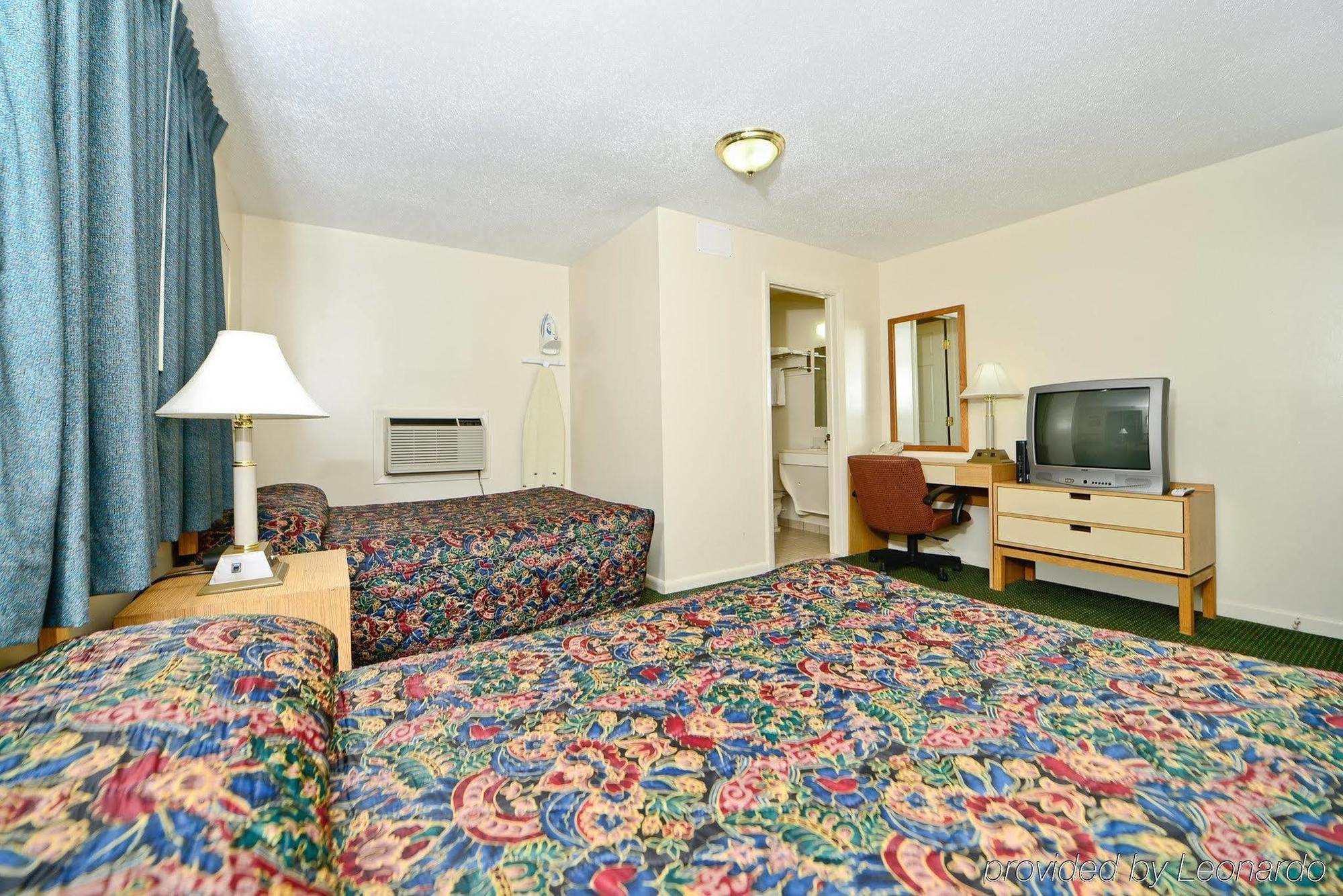 Best Way Inn Middlefield Exterior photo